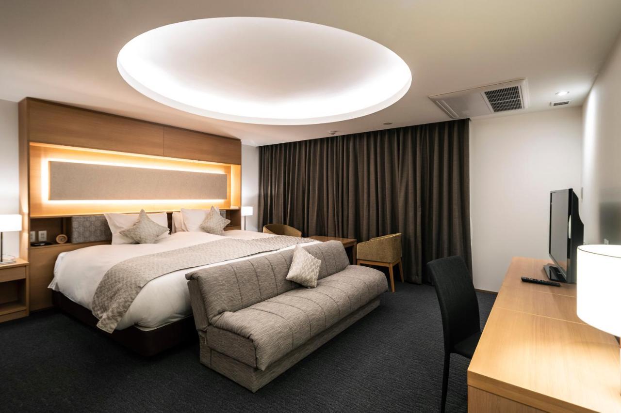 Kyoto Shijo Takakura Hotel Grandereverie Luaran gambar