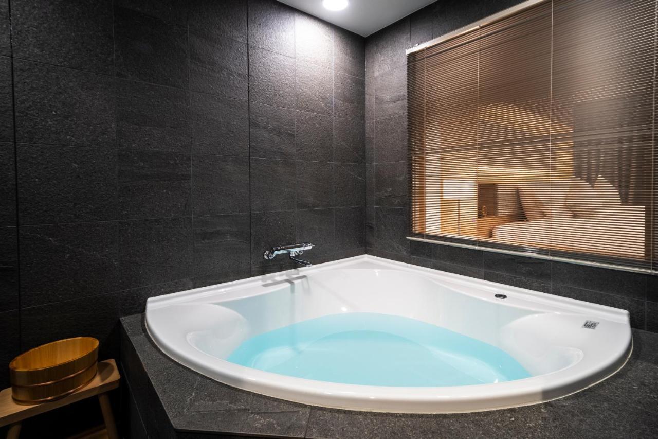 Kyoto Shijo Takakura Hotel Grandereverie Luaran gambar